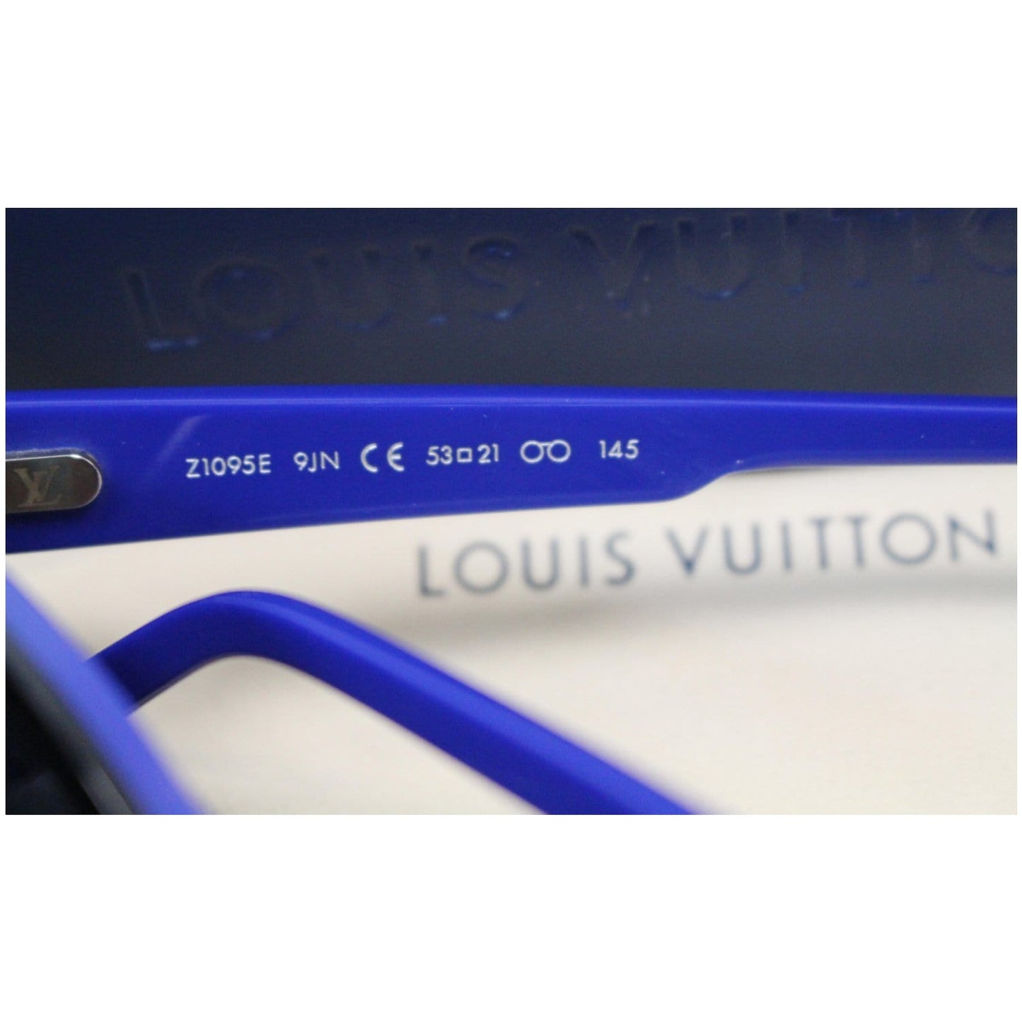 LOUIS VUITTON Outerspace Sunglasses Z1095E Black/Blue