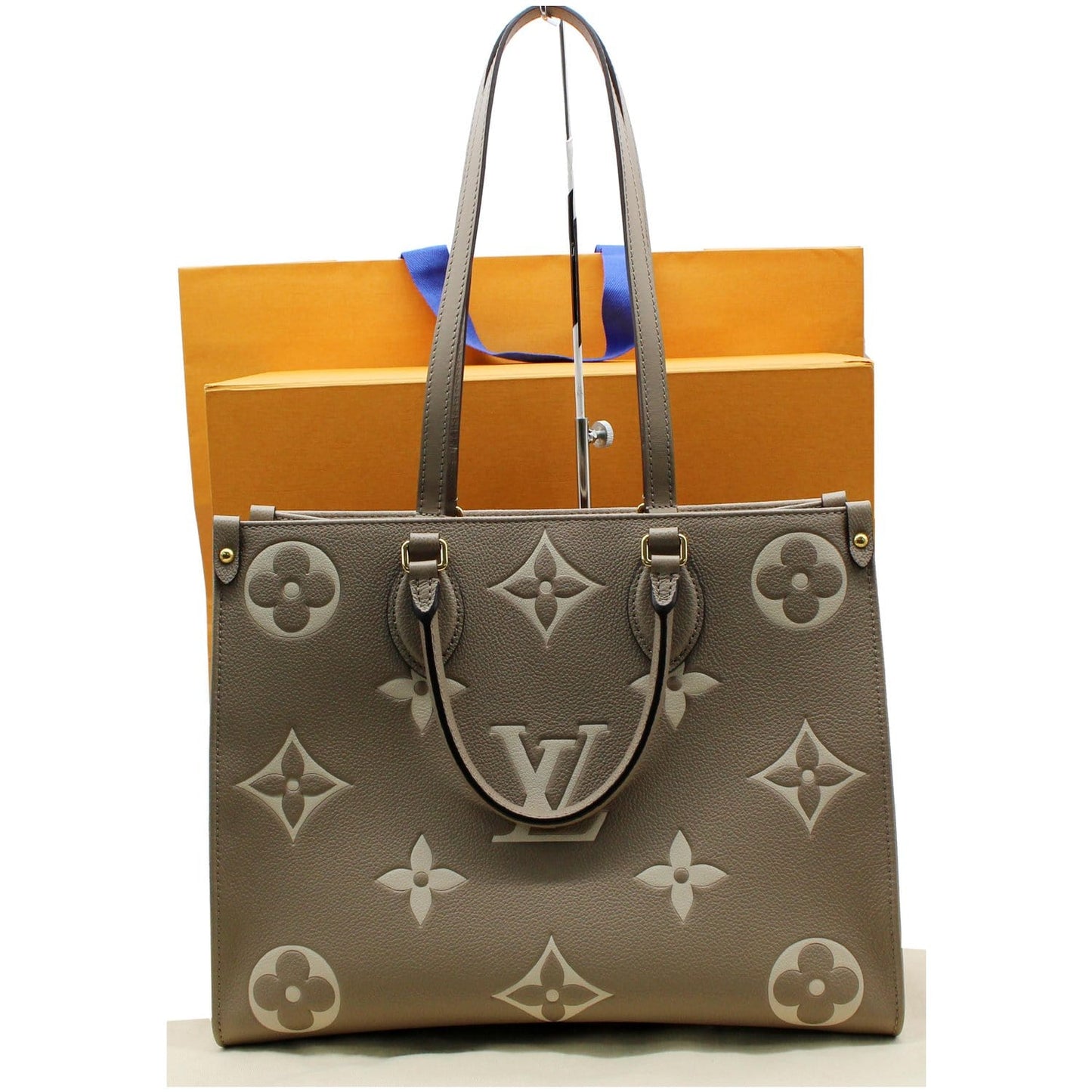 LOUIS VUITTON Onthego MM Giant Monogram Empreinte Shoulder Bag Tourterelle