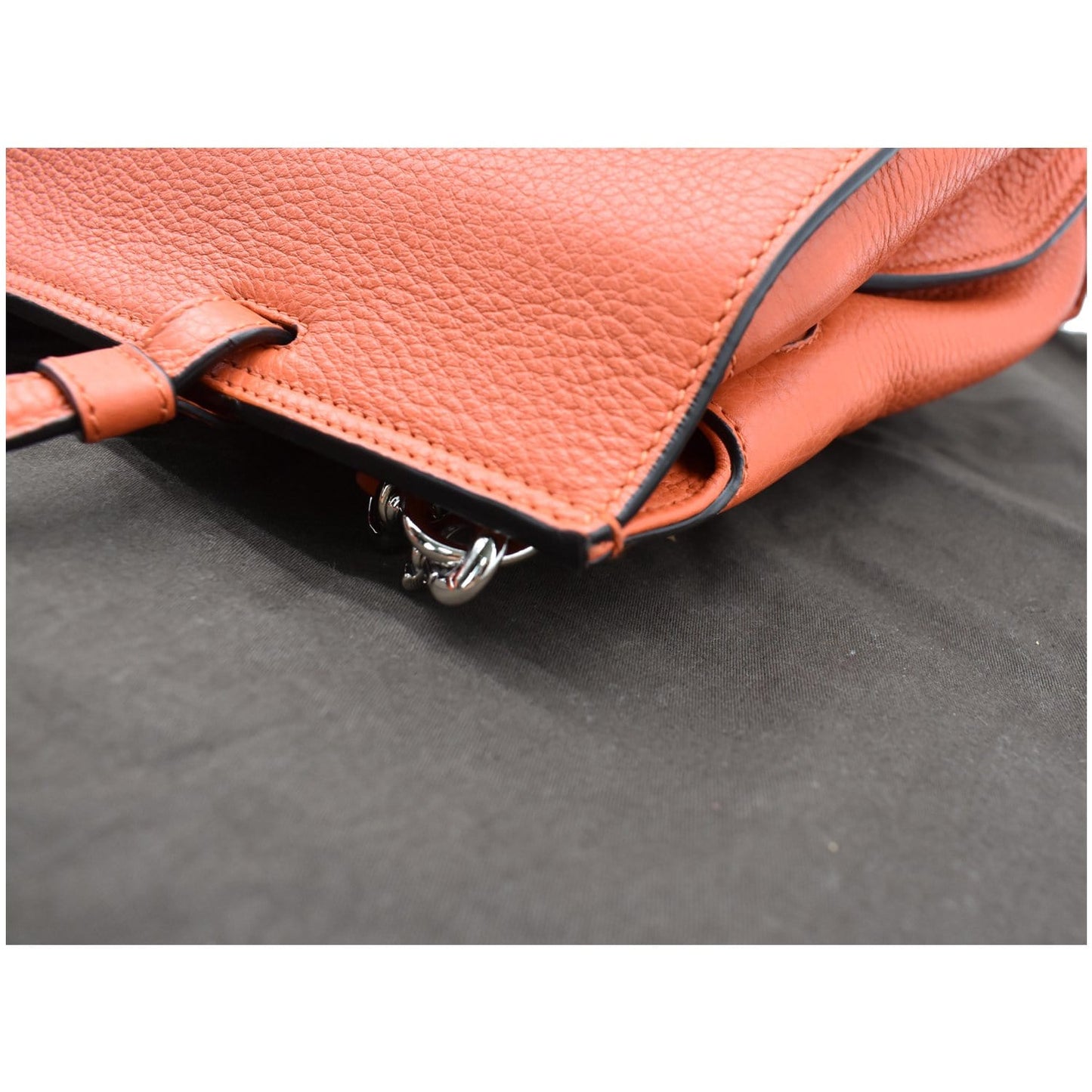 GUCCI Bamboo Daily Medium Leather Shoulder Bag Orange 392013