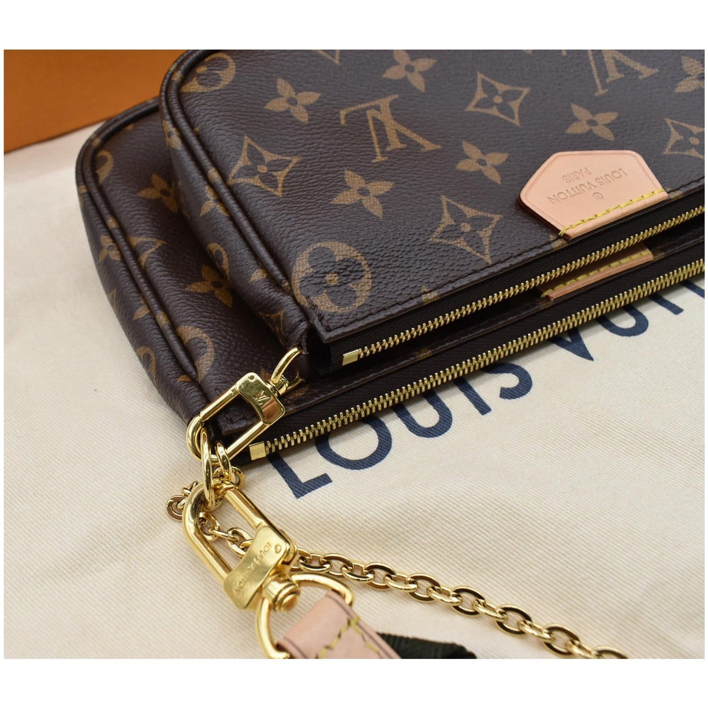 LOUIS VUITTON Multi Chain Pochette Accessories Clutch Bag Brown
