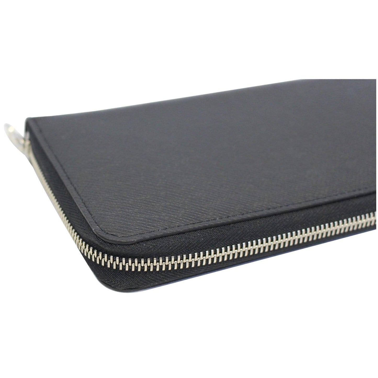 LOUIS VUITTON Zippy Organizer Taiga Leather Wallet Black