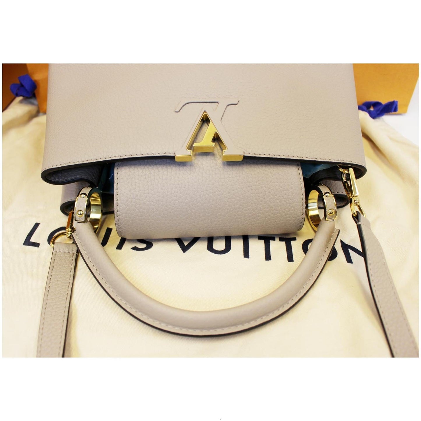 LOUIS VUITTON Capucines PM Taurillon Leather Shoulder Bag Galet