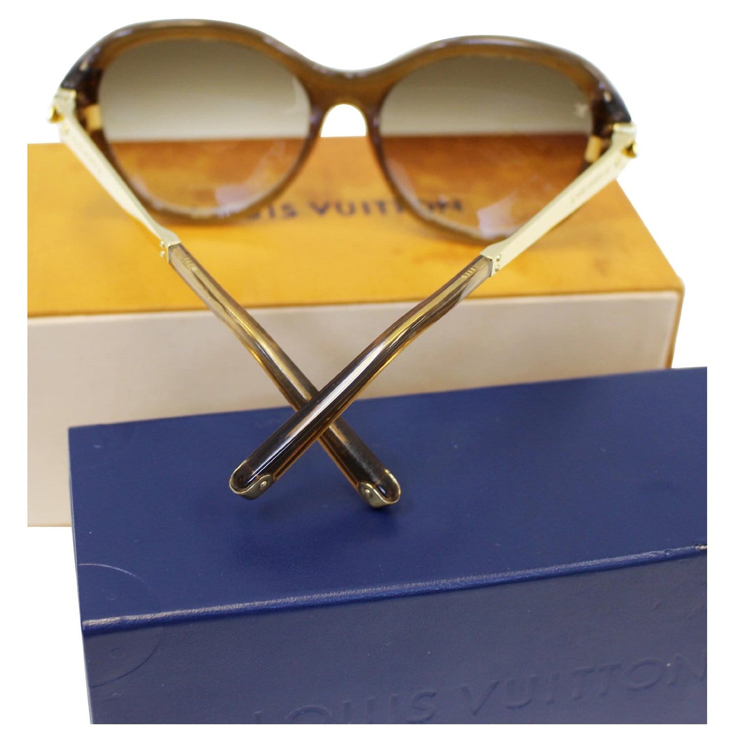 LOUIS VUITTON Petit Soupcon Cat Eye Sunglasses Brown/Gold Z0487W