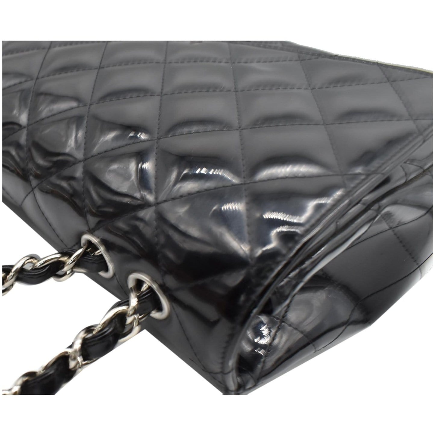 CHANEL Jumbo Single Flap Patent Leather Shoulder Bag Black