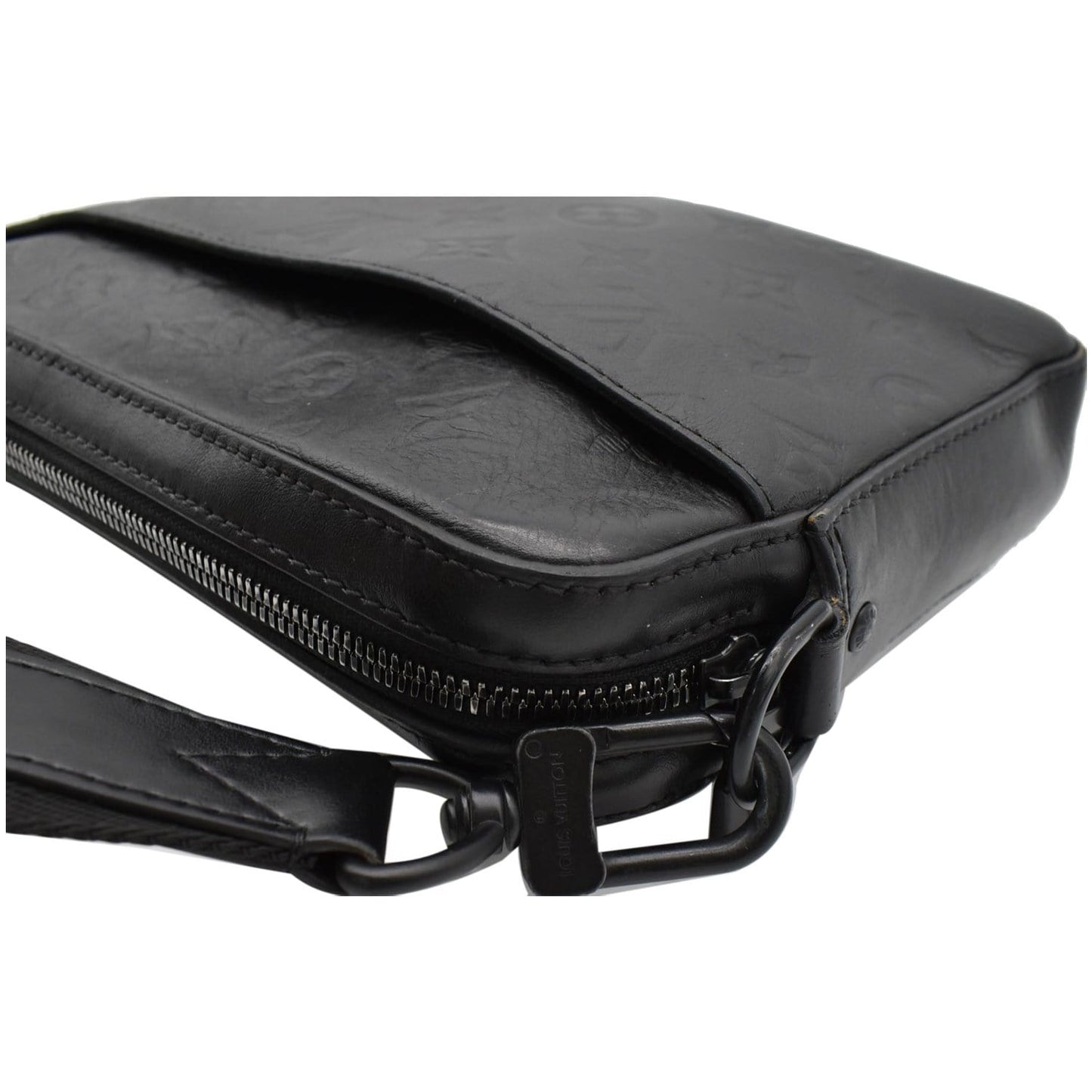 LOUIS VUITTON Duo Messenger Shadow Leather Crossbody Bag Black