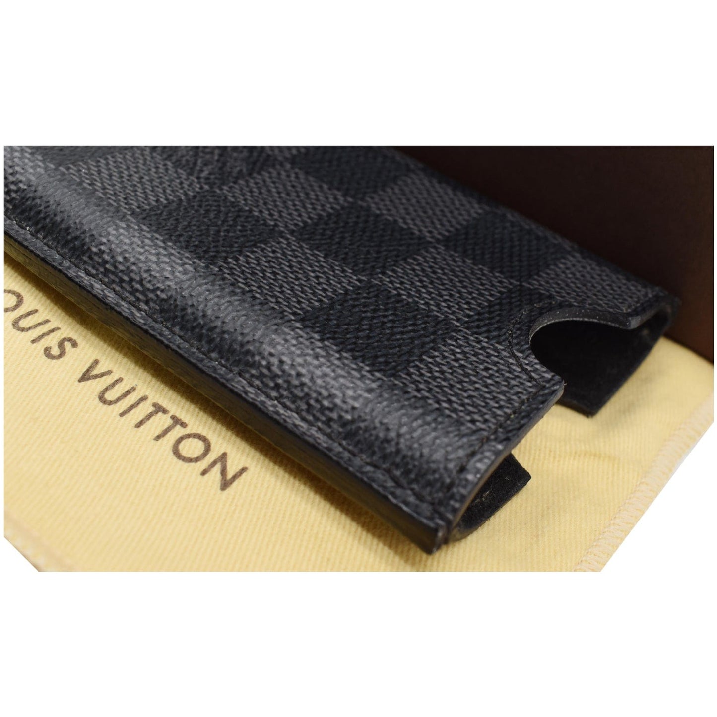 LOUIS VUITTON Etui iPhone 3G Damier Graphite Case Black