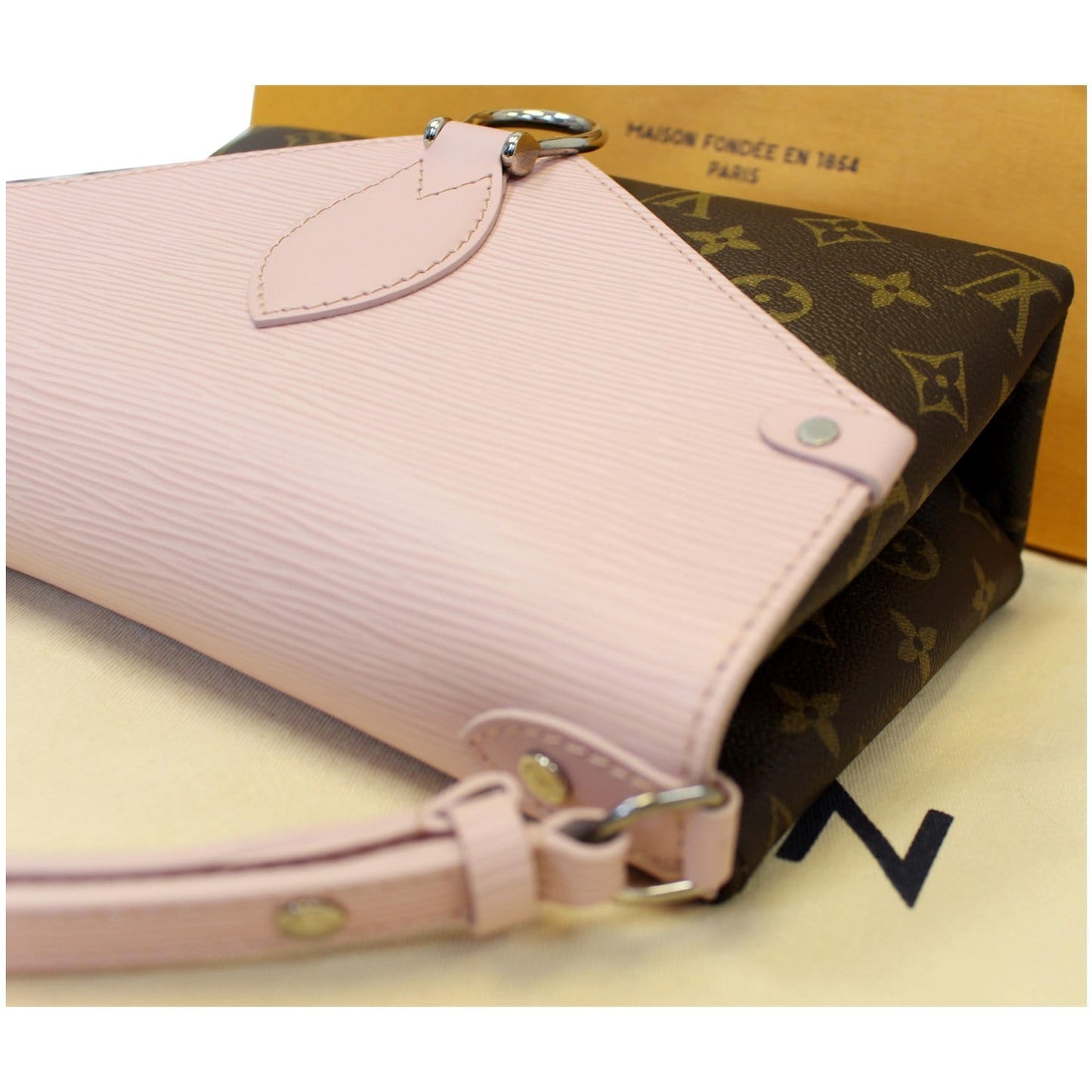 LOUIS VUITTON Saint Michel Monogram Epi Shoulder Bag Rose Ballerine