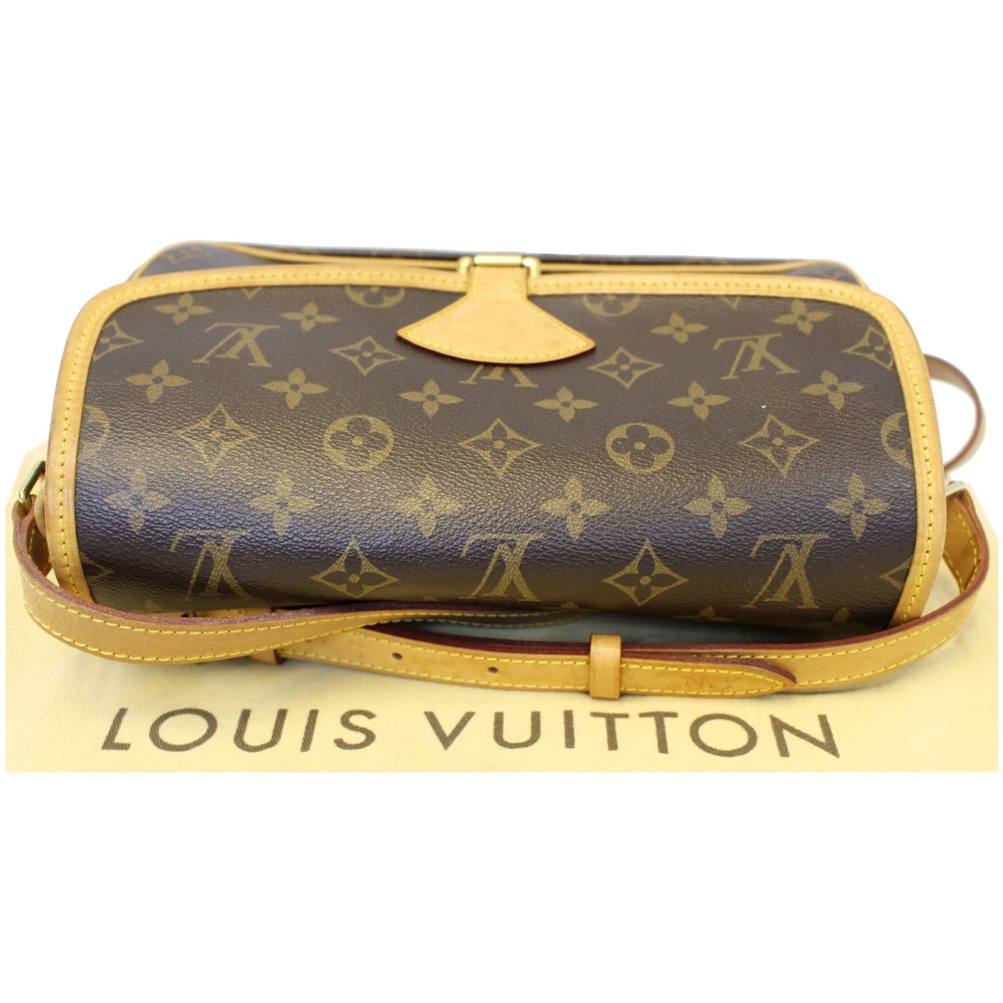 LOUIS VUITTON Sologne Monogram Canvas Shoulder Crossbody Bag Brown
