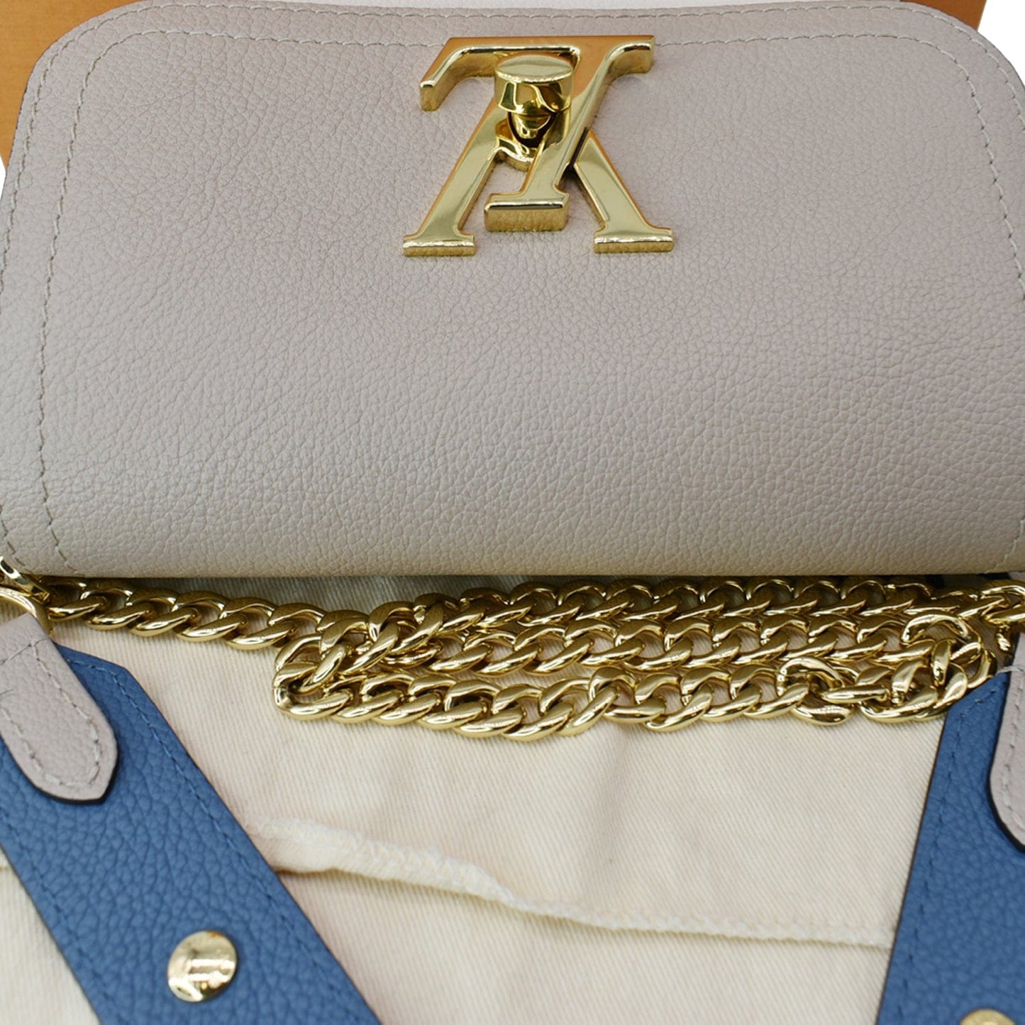 LOUIS VUITTON Lockme Tender Grained Calfskin Leather Shoulder Bag Greige
