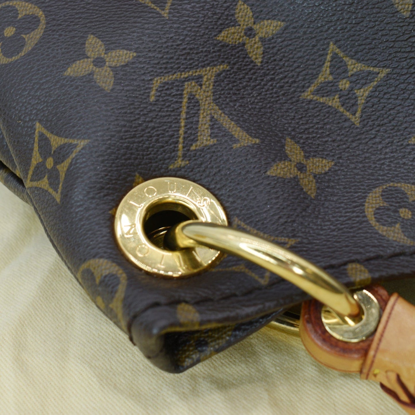 LOUIS VUITTON Artsy MM Monogram Canvas Hobo Bag Brown - sold