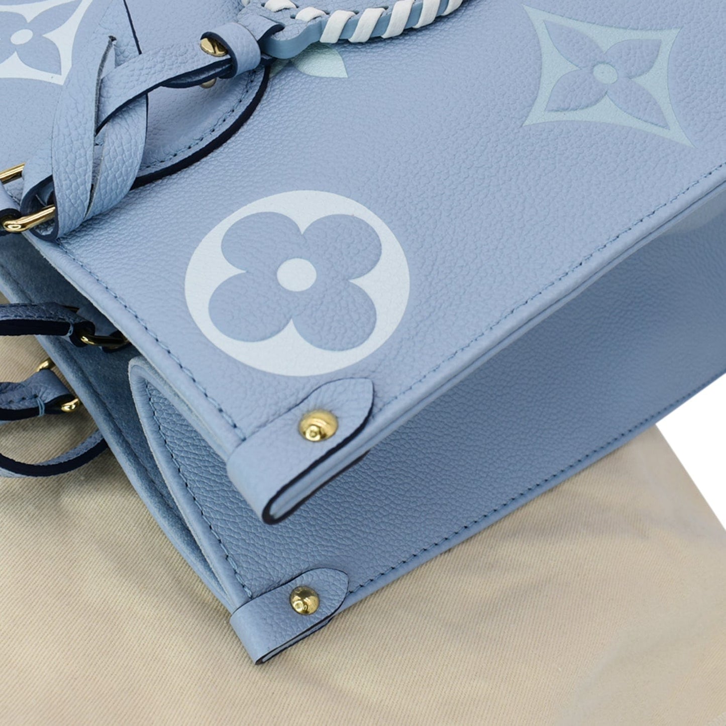 LOUIS VUITTON Onthego MM Giant Monogram Empreinte Tote Shoulder Bag Blue