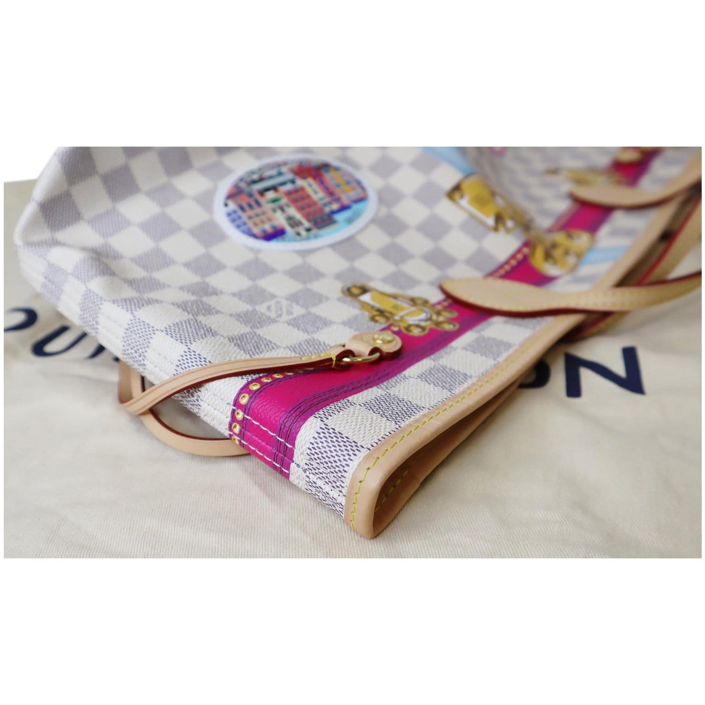 LOUIS VUITTON Neverfull MM Summer Trunk Dameir Azur Shoulder Bag White