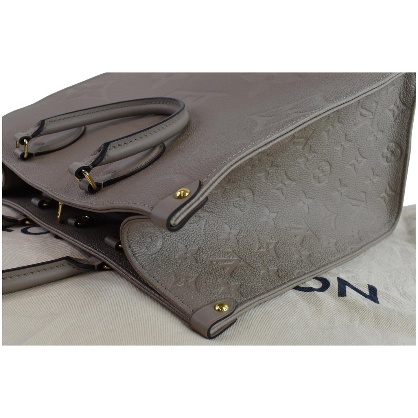 LOUIS VUITTON Onthego MM Monogram Empreinte Shoulder Bag Tourterelle - 15% OFF
