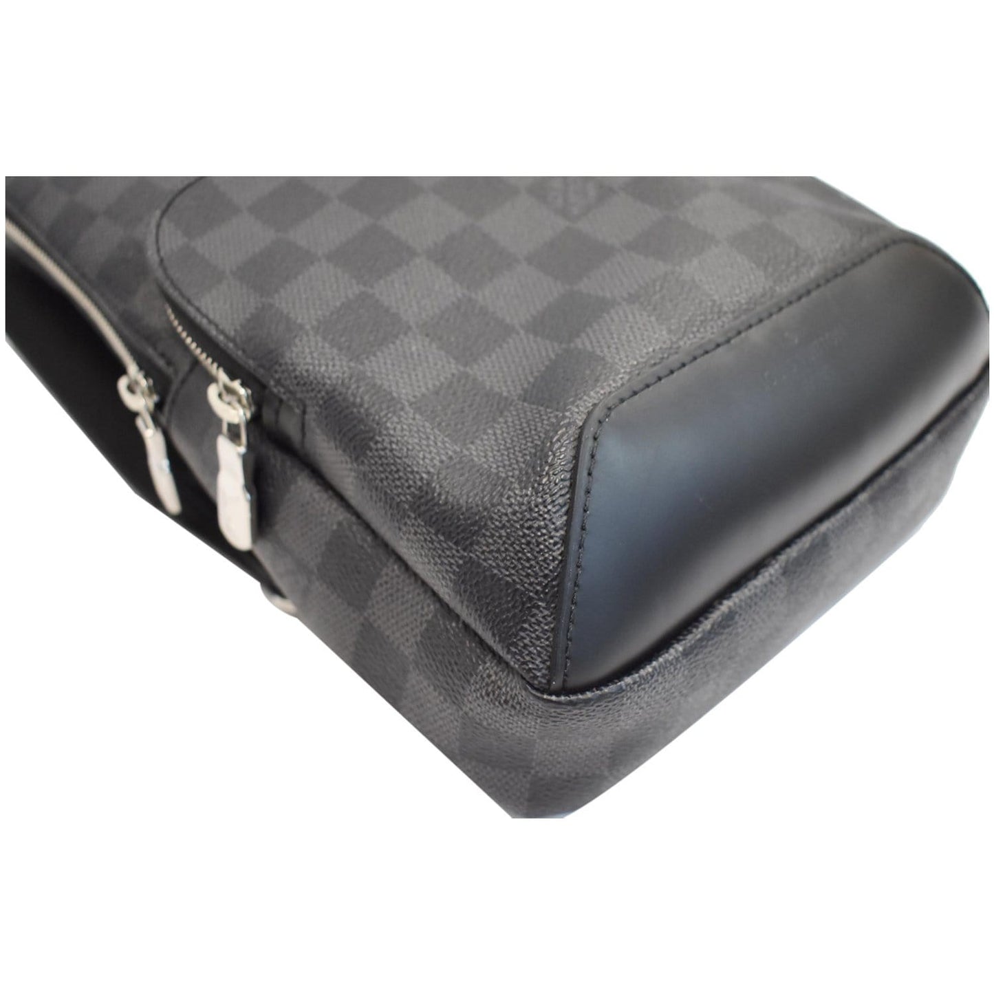 LOUIS VUITTON Avenue Sling Damier Graphite Crossbody Bag Black