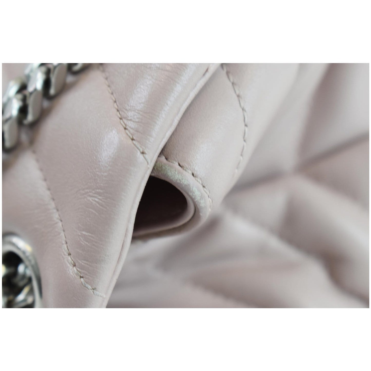 YVES SAINT LAURENT Large Loulou Calfskin Matelasse Chain Shoulder Bag Pink