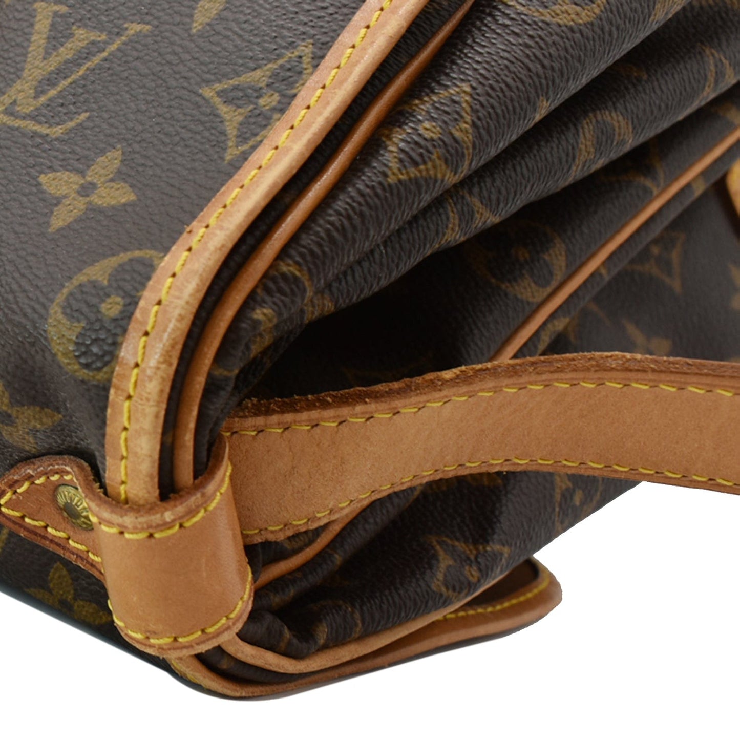 LOUIS VUITTON Saumur 43 XL Large Monogram Canvas Shoulder Bag Brown