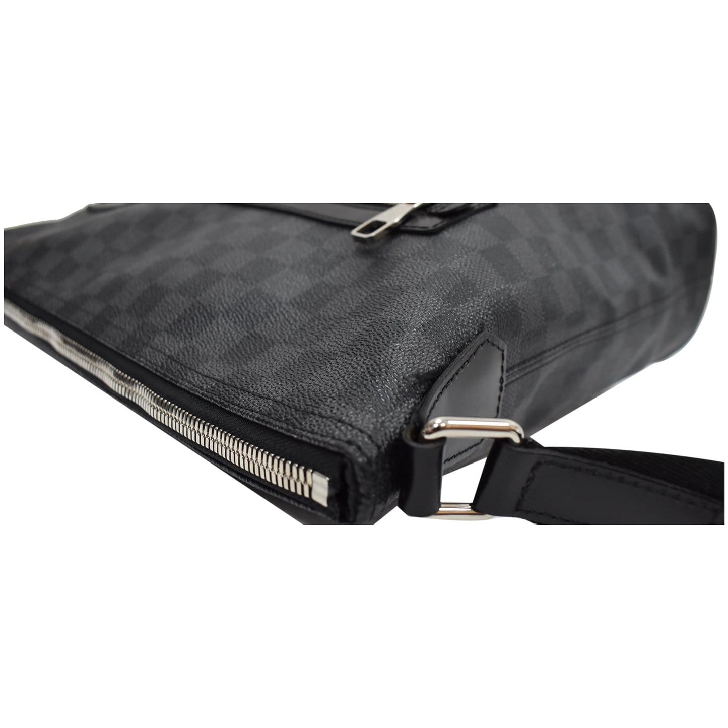 LOUIS VUITTON Mick GM Damier Graphite Messenger Crossbody Bag Black