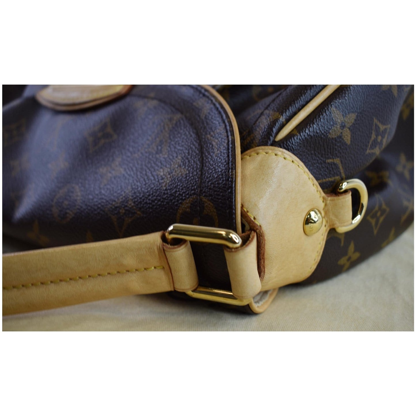 LOUIS VUITTON Beverly MM Monogram Canvas Satchel Bag Brown