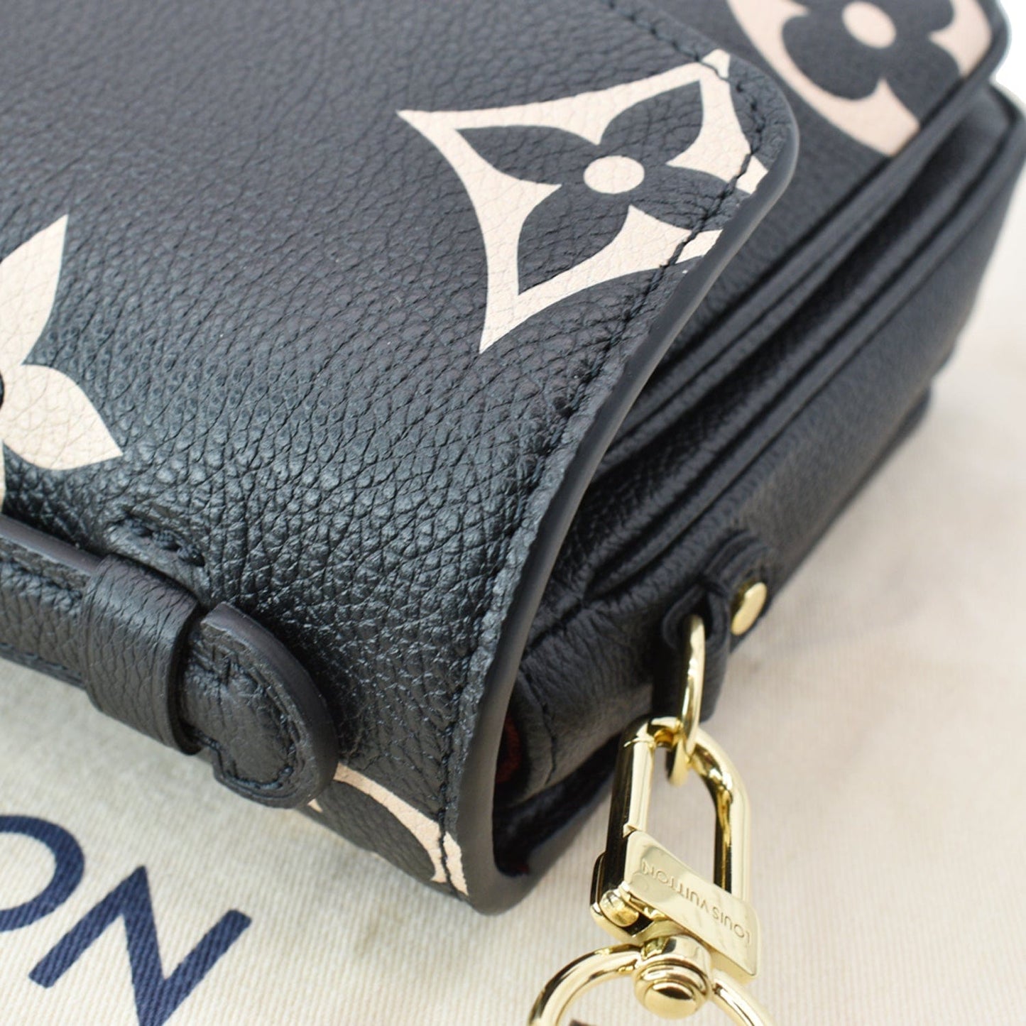 LOUIS VUITTON Metis Pochette Bicolor Empreinte Leather Crossbody Bag Black