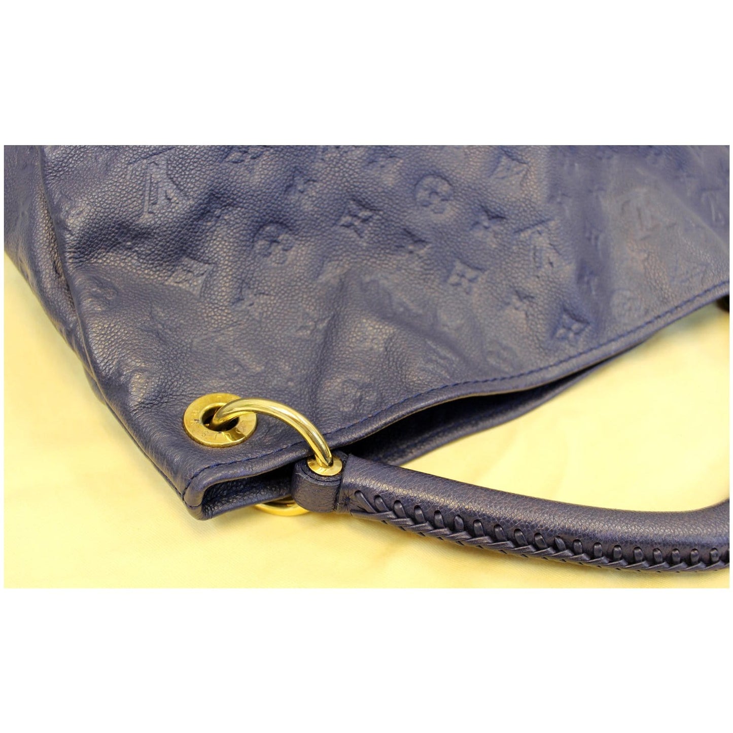 LOUIS VUITTON Artsy MM Empreinte Leather Shoulder Bag Royal Blue