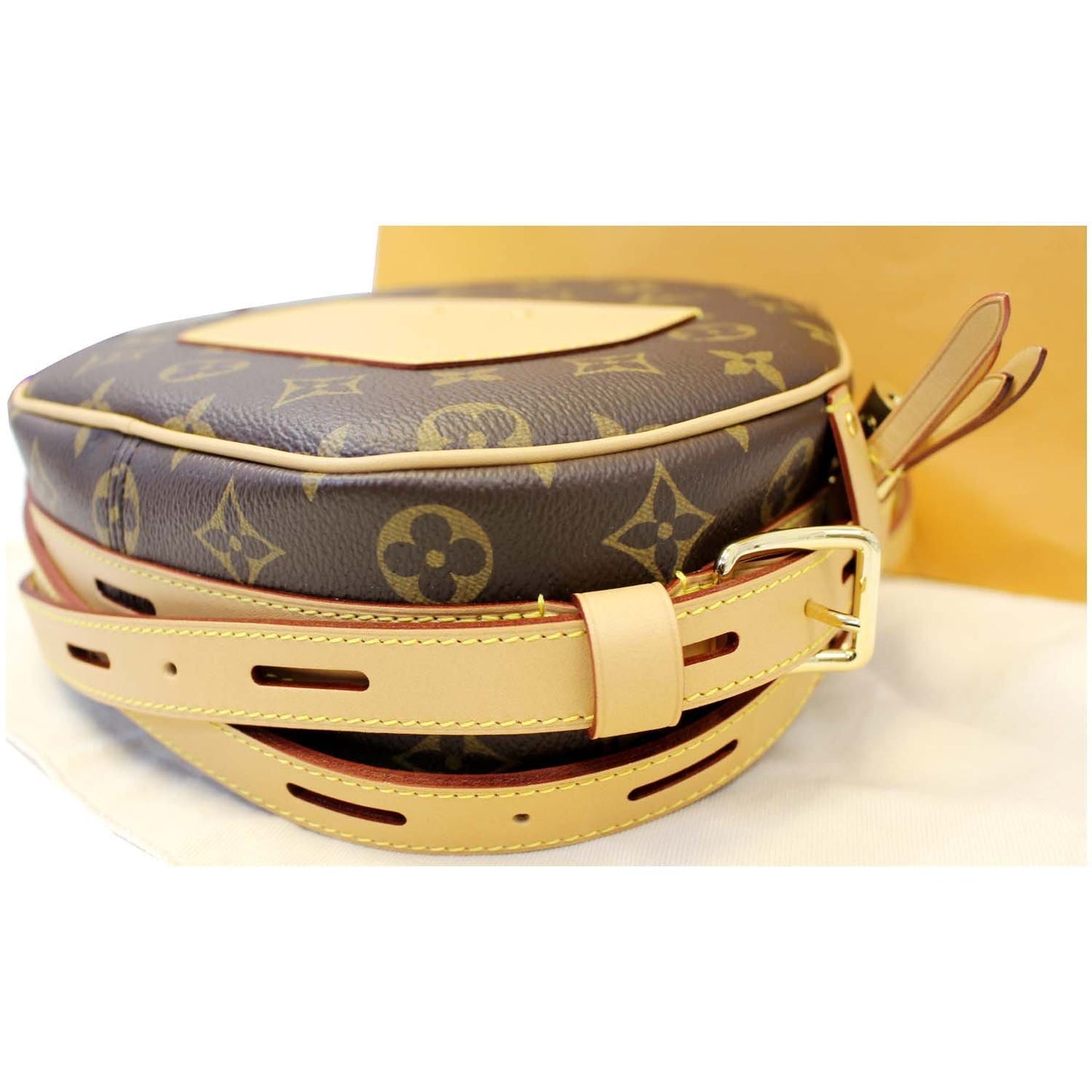 LOUIS VUITTON Boite Chapeau Souple Monogram Canvas Shoulder Bag