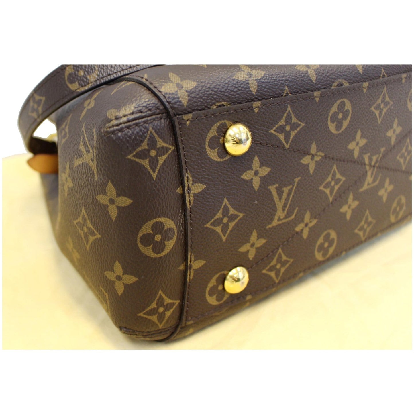 LOUIS VUITTON Montaigne MM Monogram Canvas Shoulder Bag Brown
