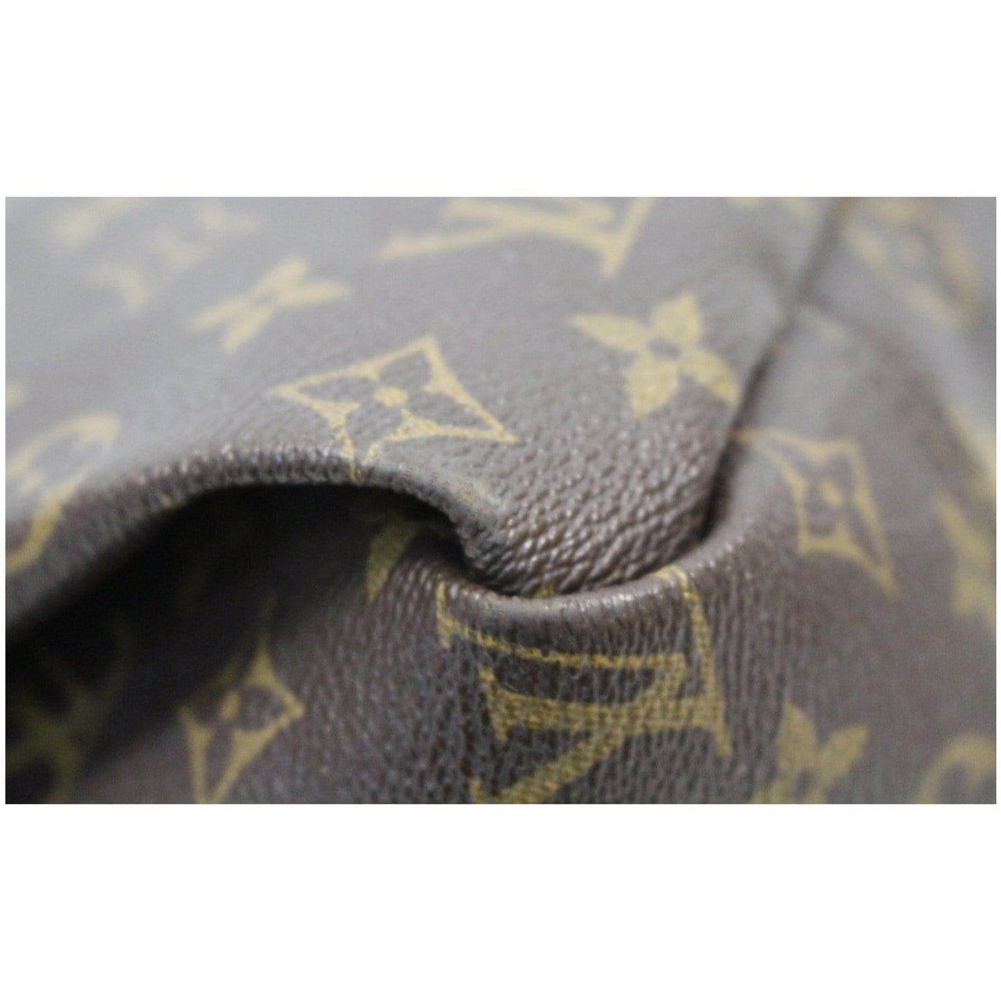 LOUIS VUITTON Artsy MM Monogram Canvas Shoulder Bag Brown