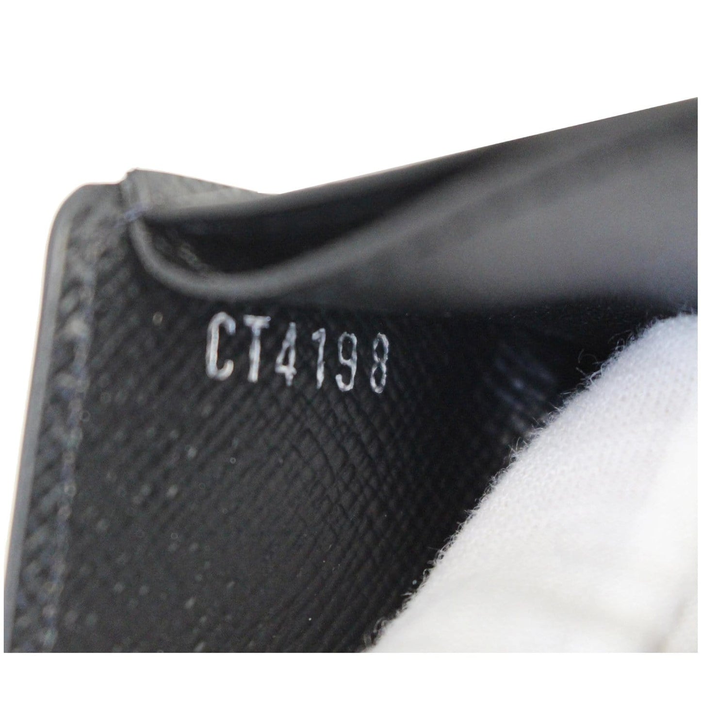 LOUIS VUITTON Slender Epi Leather Wallet Black