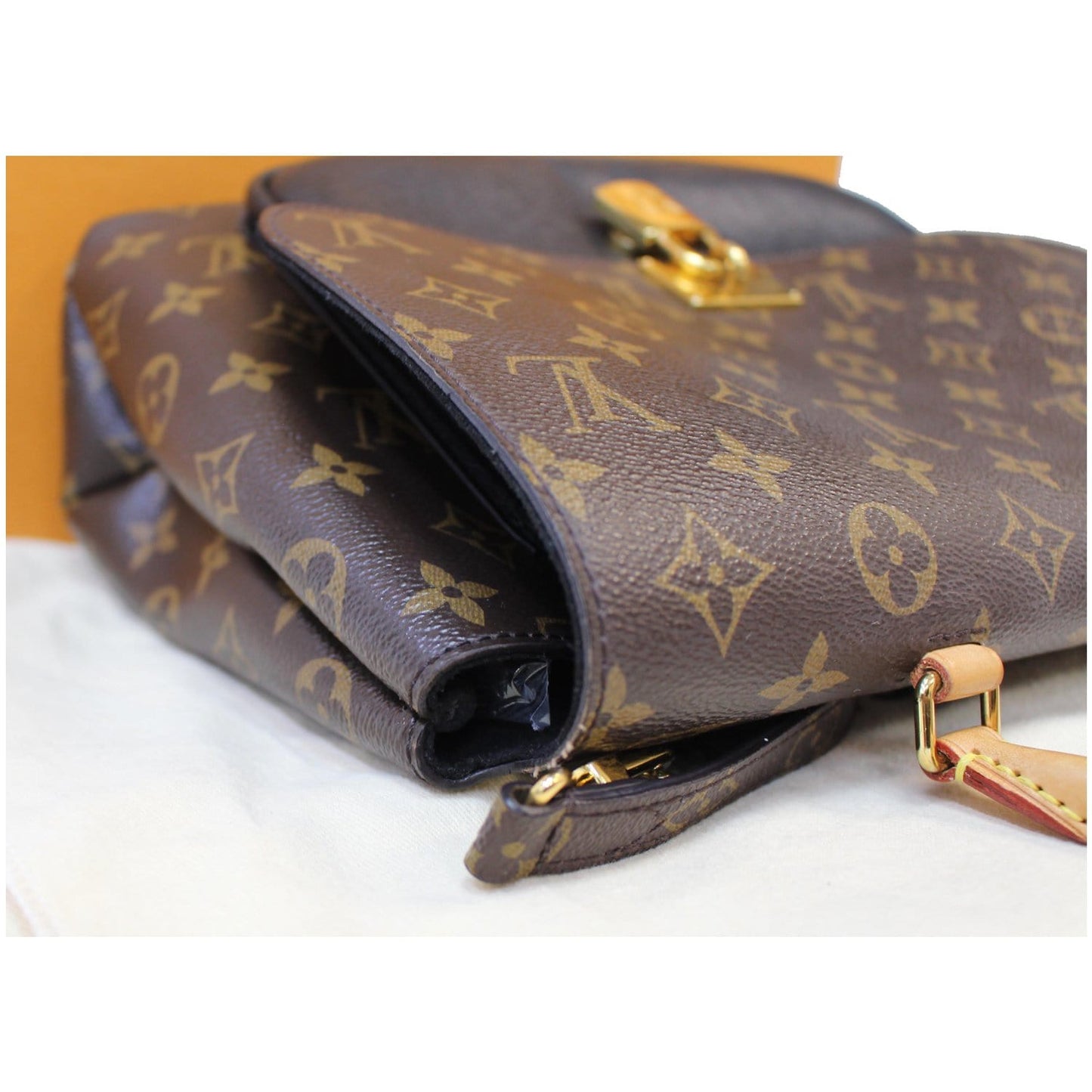 LOUIS VUITTON Marignan Monogram Canvas Messenger Shoulder Bag Brown - 15% OFF