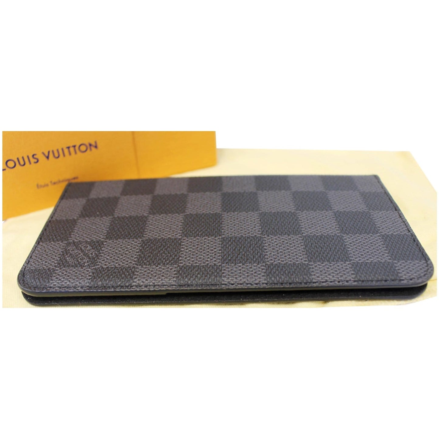LOUIS VUITTON IPhone 7 Plus Folio Damier Graphite Phone Case
