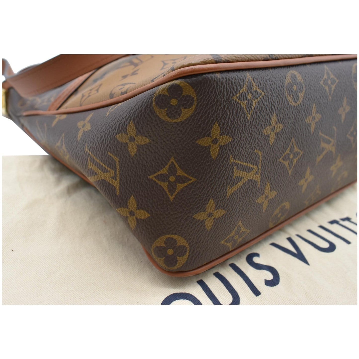 LOUIS VUITTON Dauphine PM Monogram Reverse Canvas Hobo Shoulder Bag Brown
