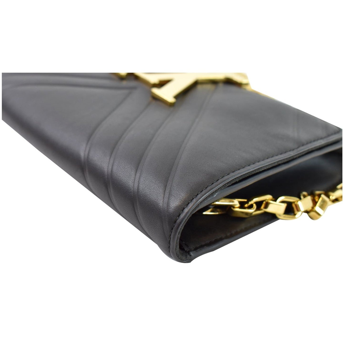 LOUIS VUITTON Airy V Louise GM Calfskin Pochette Chain Shoulder Bag Black