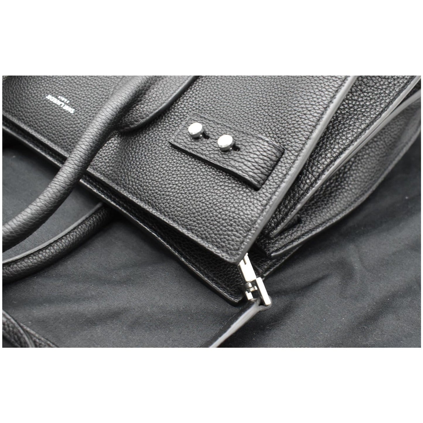 YVES SAINT LAURENT Sac de Jour Small Grained Leather Shoulder Bag Black