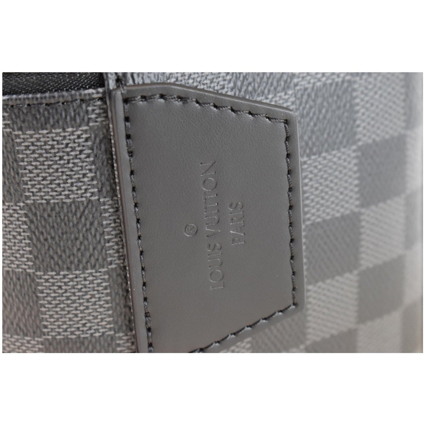 LOUIS VUITTON Dopp Kit Damier Graphite Toilet Pouch Black