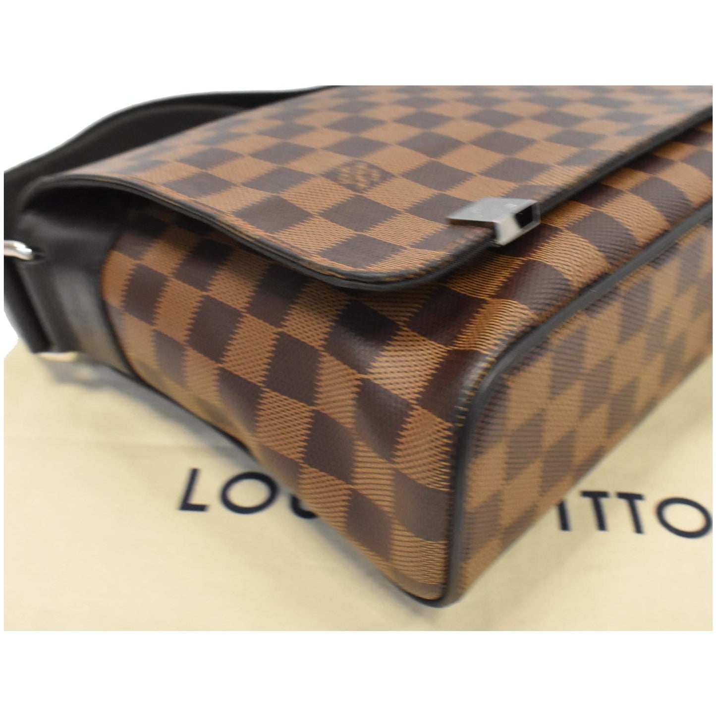 LOUIS VUITTON District PM Damier Ebene Canvas Messenger Bag Brown
