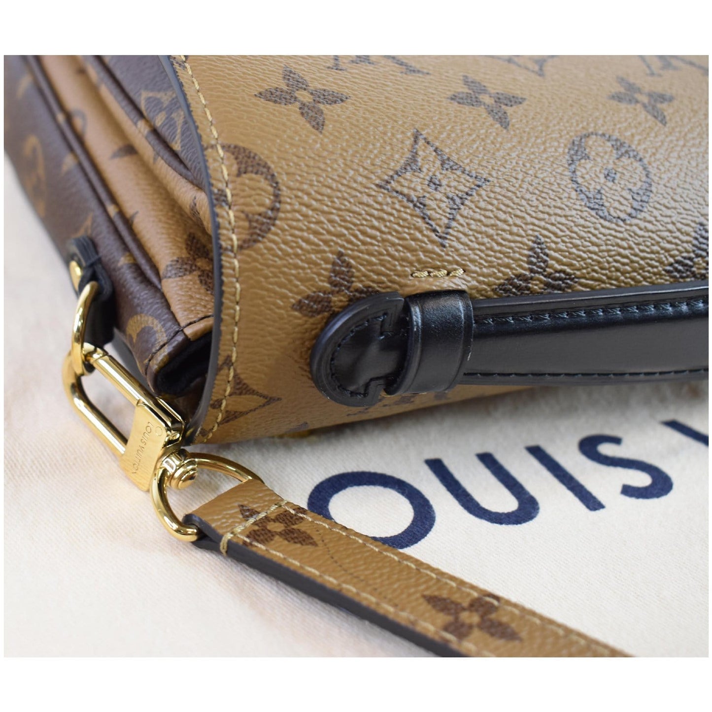 LOUIS VUITTON  Metis Pochette Reverse Monogram Canvas Crossbody Bag Brown
