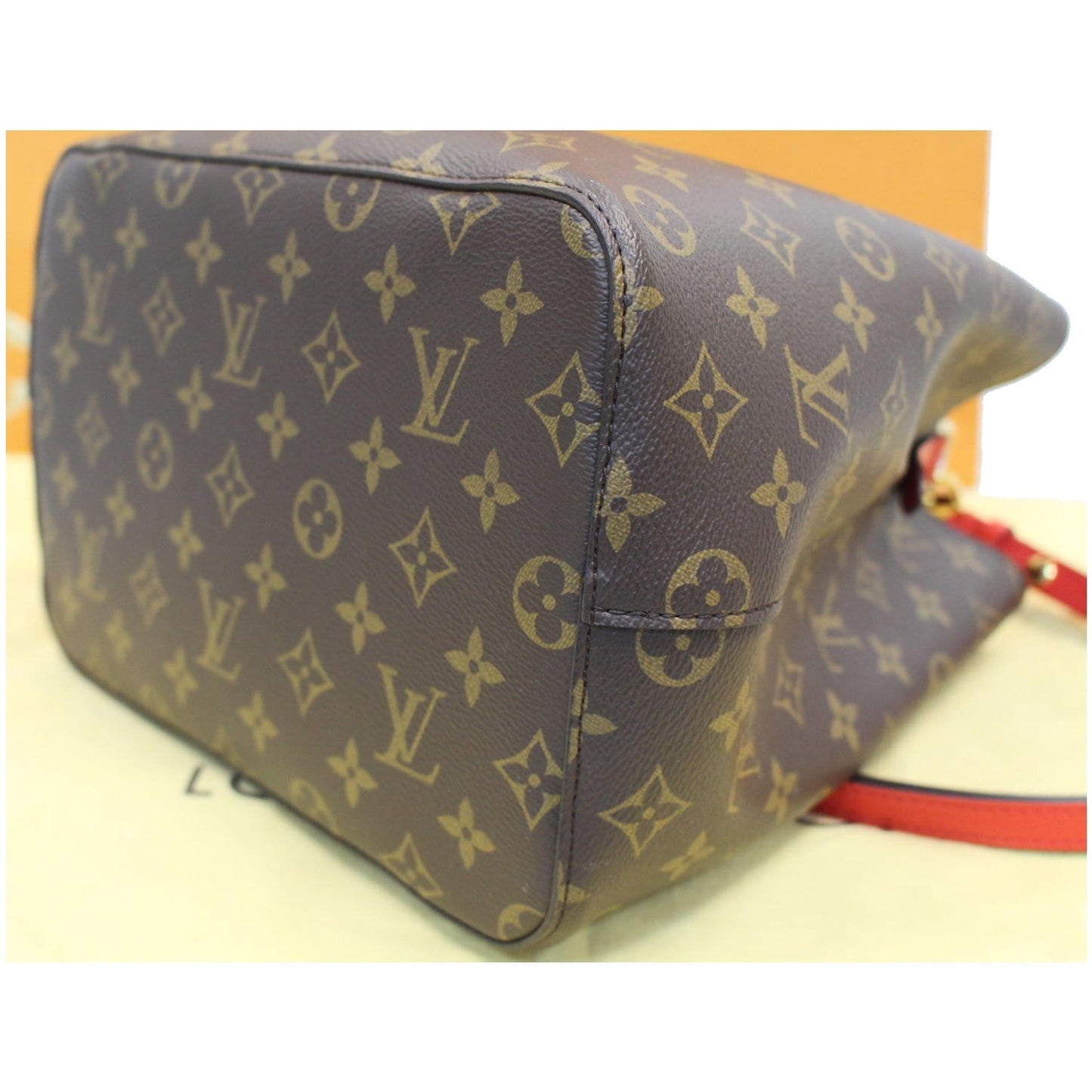 LOUIS VUITTON NeoNoe Monogram Canvas Shoulder Bag Coquelicot