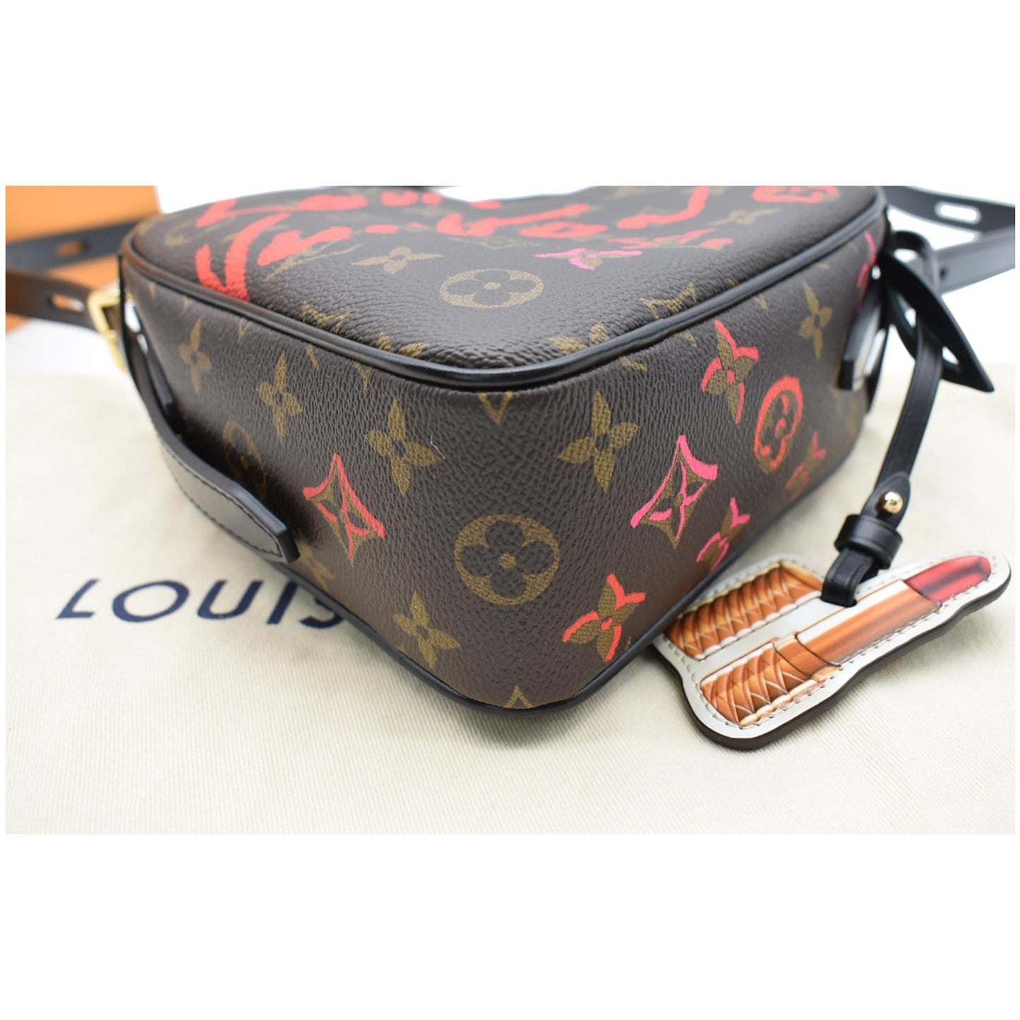LOUIS VUITTON Sac Coeur Heart Monogram Canvas Crossbody Bag Brown