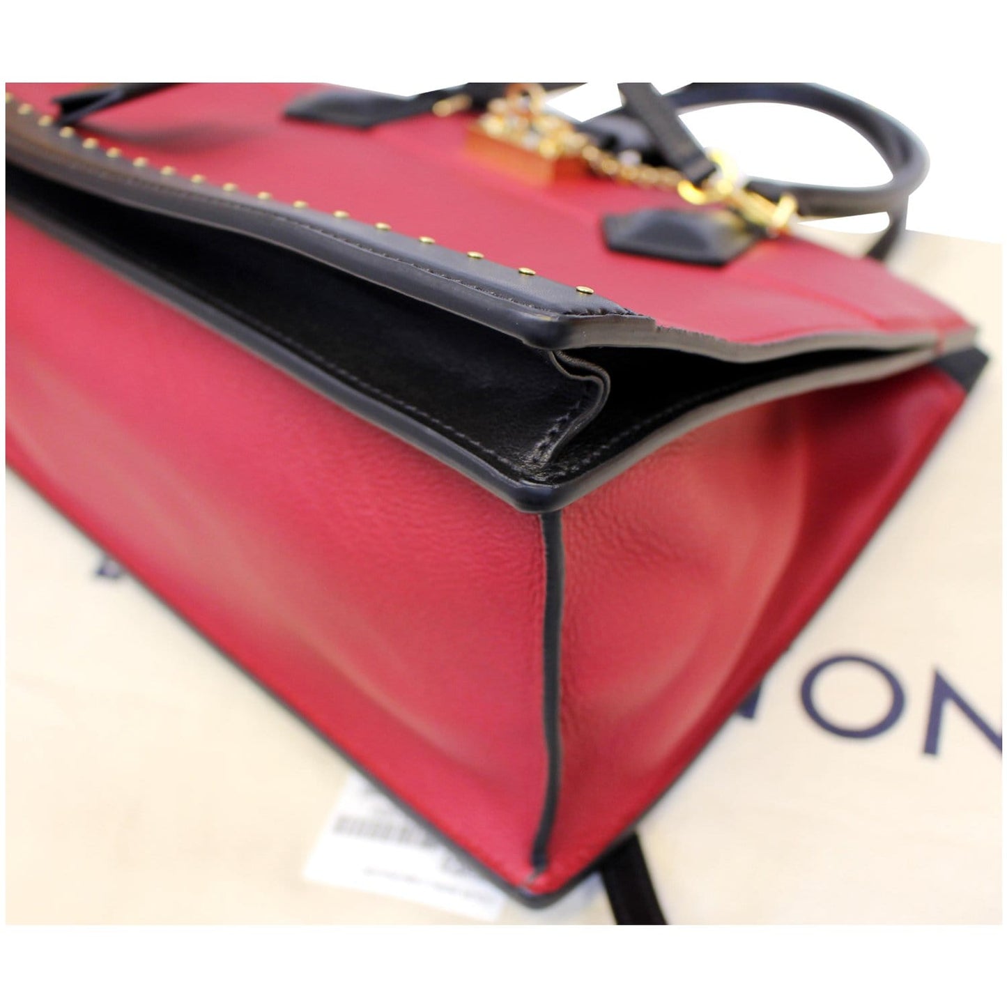 LOUIS VUITTON Cour Marly MM Calfskin Leather Shoulder Bag Rouge