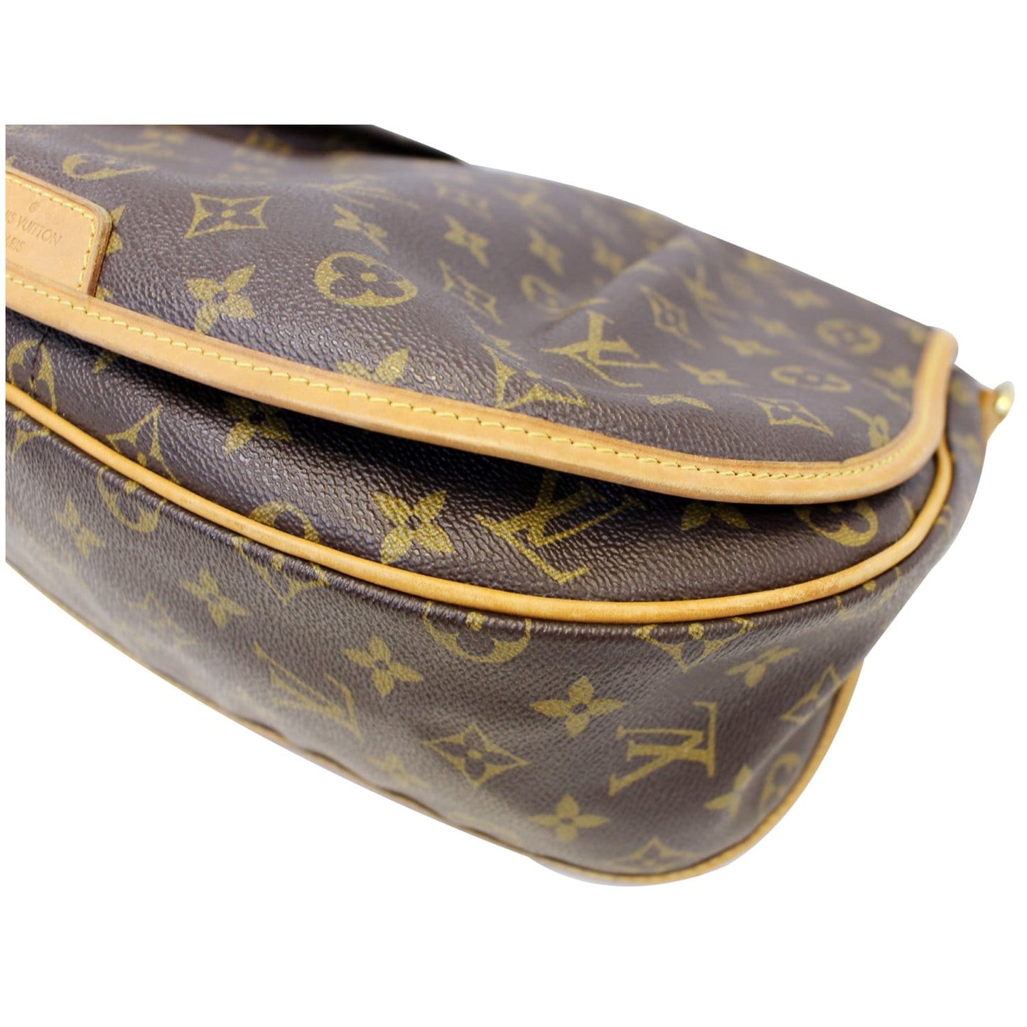 LOUIS VUITTON Menilmontant MM Monogram Canvas Shoulder Crossbody Bag