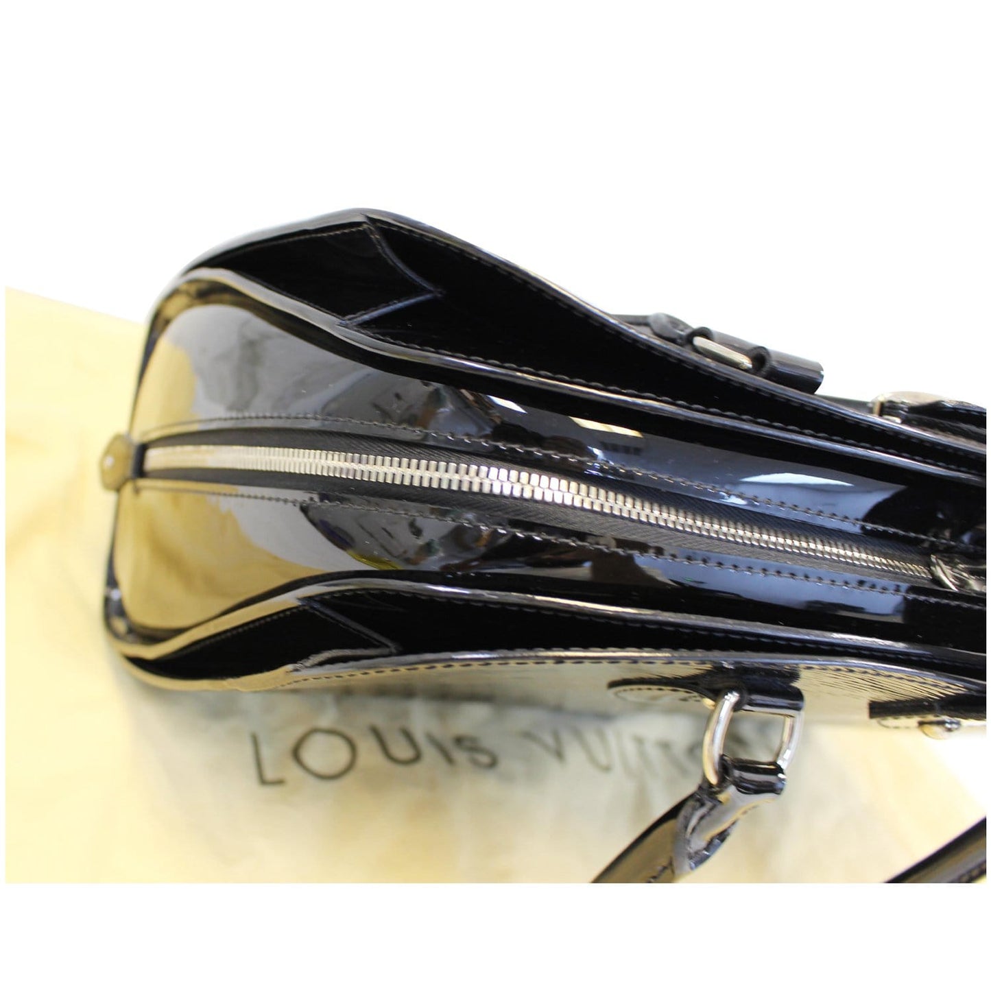 LOUIS VUITTON Pont-Neuf GM Epi Electric Leather Satchel Bag Black