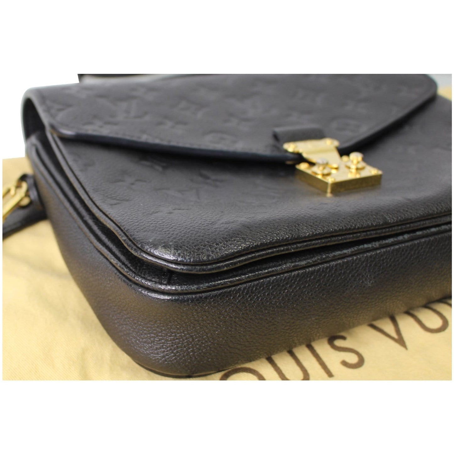 LOUIS VUITTON Metis Pochette Empreinte Leather Crossbody Bag Black - 15% OFF