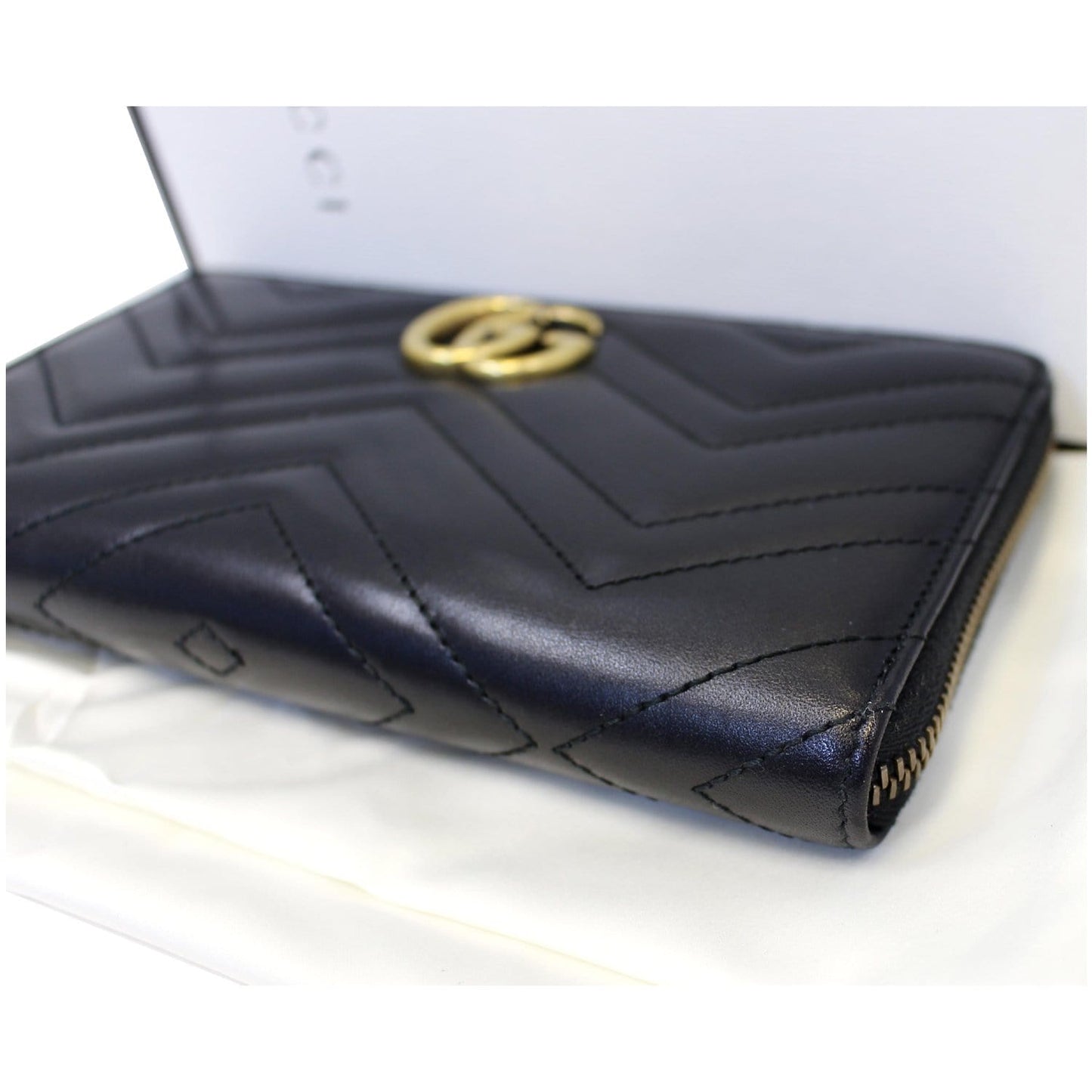 GUCCI Matelasse GG Marmont Zip Around Calfskin Wallet Black