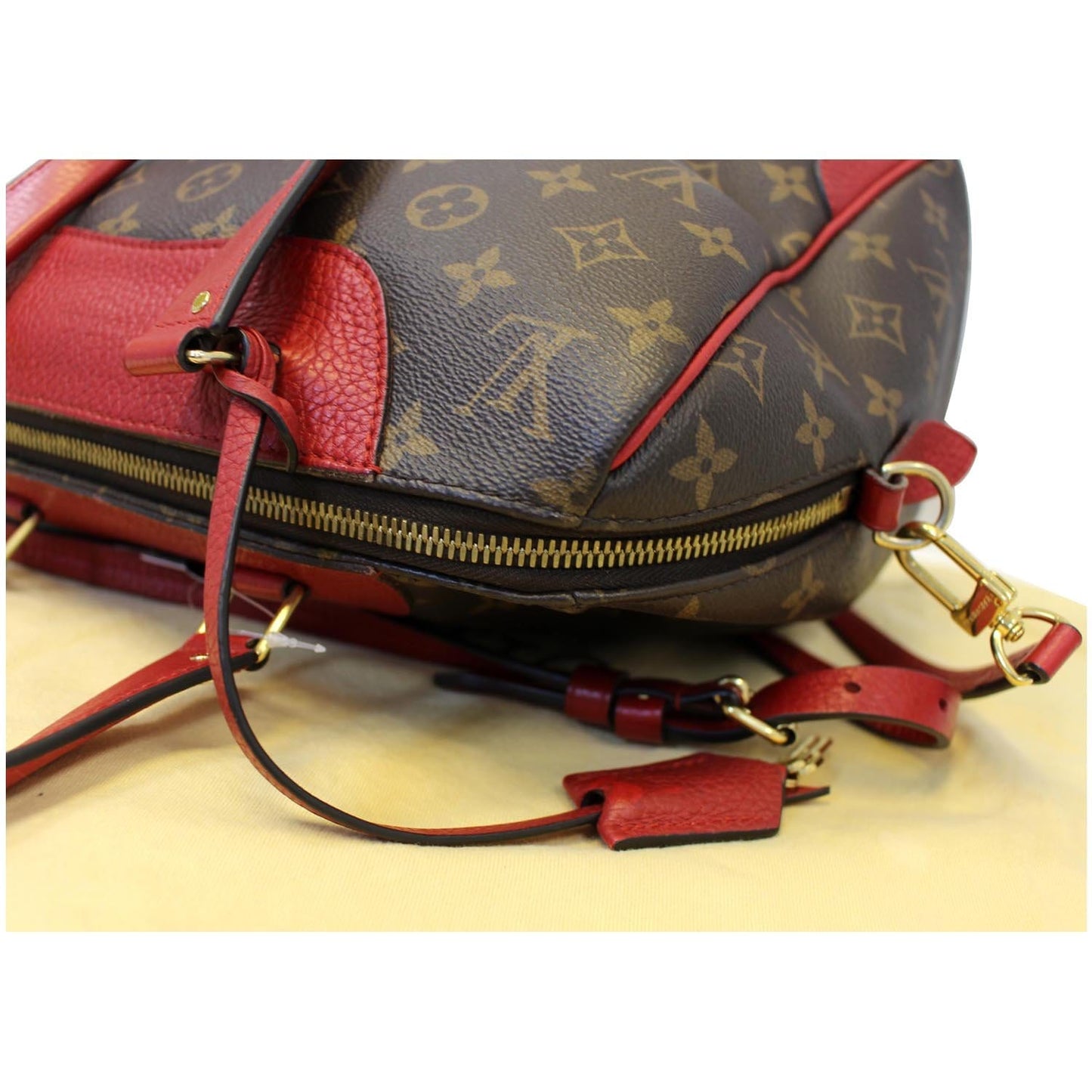 LOUIS VUITTON Retiro NM Monogram Canvas Shoulder Bag Coquelicot