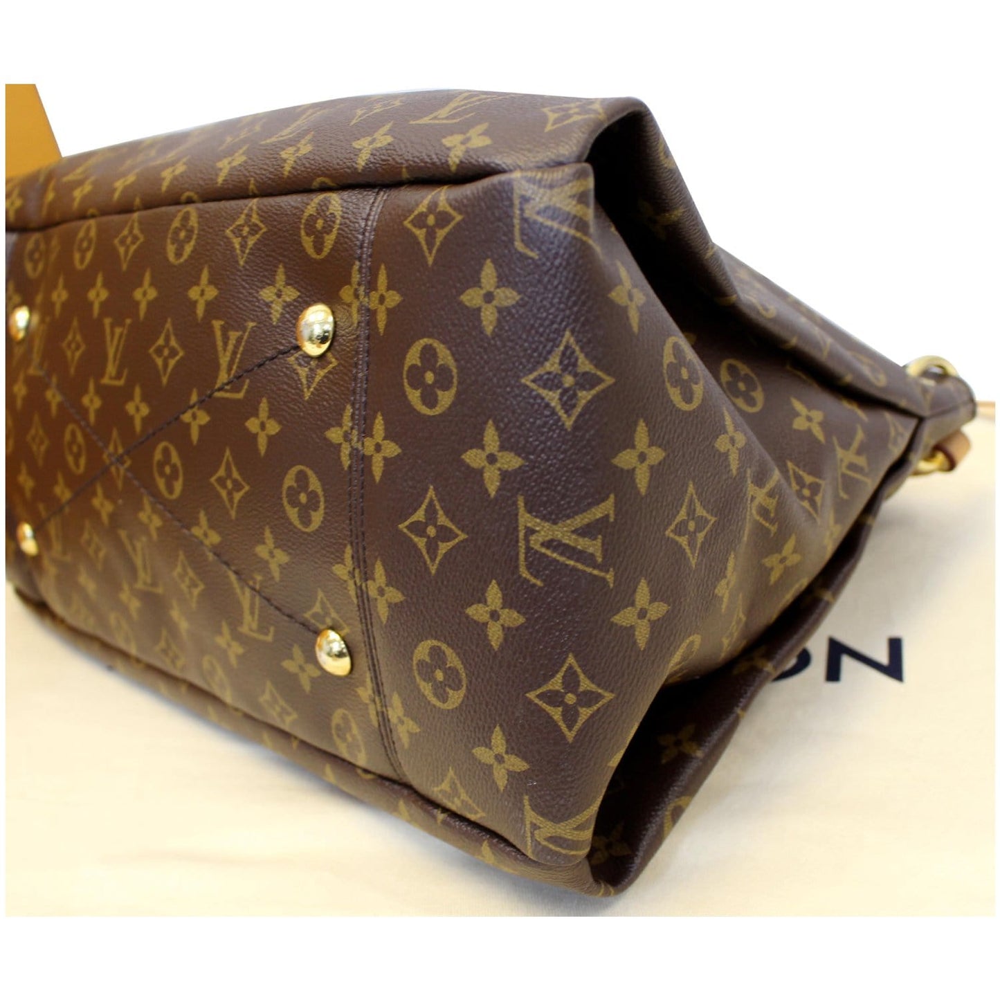 LOUIS VUITTON Artsy MM Monogram Canvas Shoulder Bag Brown