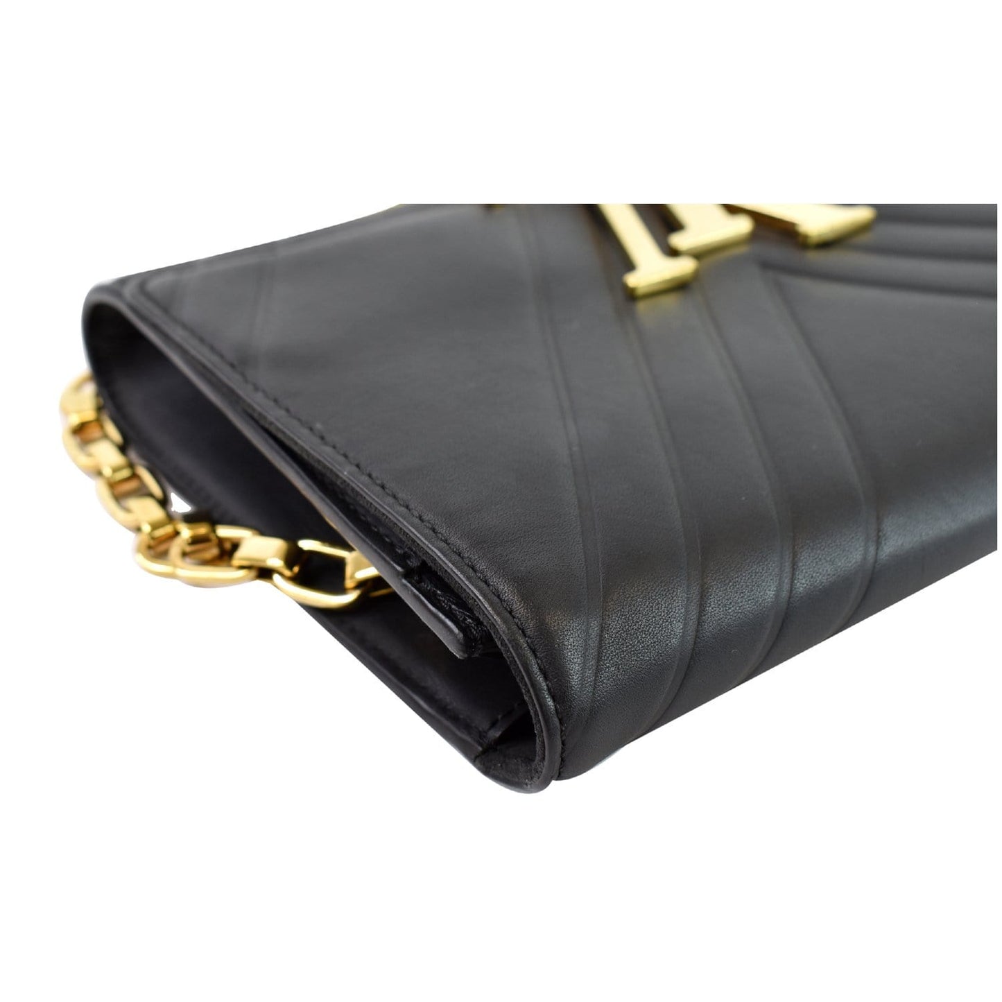 LOUIS VUITTON Airy V Louise GM Calfskin Pochette Chain Shoulder Bag Black