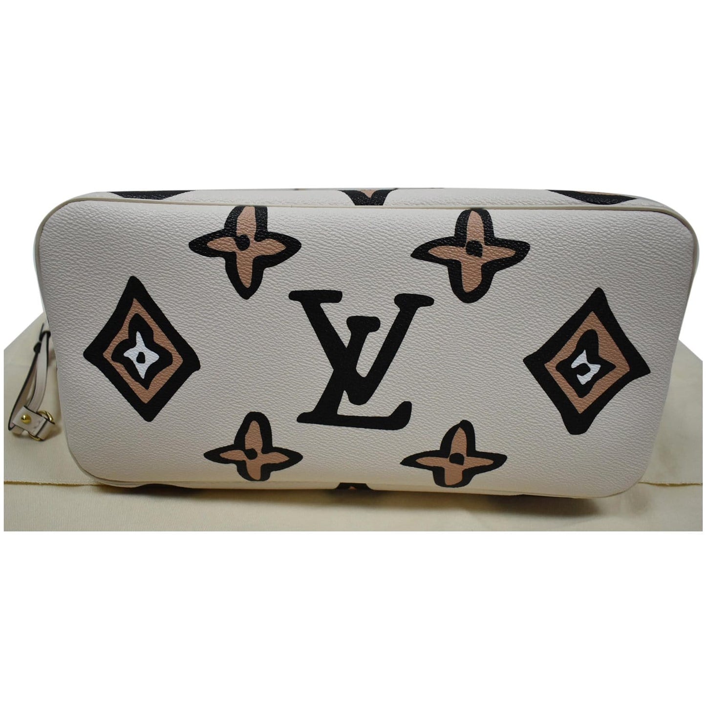 Louis Vuitton Neverfull MM Wild At Heart Monogram Canvas Tote Bag Cream