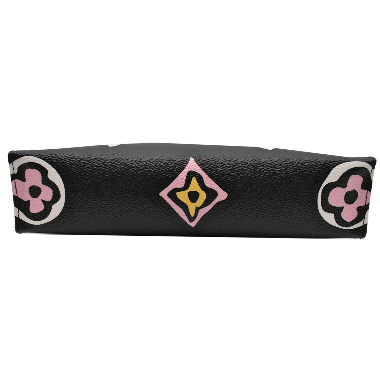 LOUIS VUITTON Wild At Heart Toiletry 26 Monogram Giant Cosmetics Pouch Black - 10% OFF