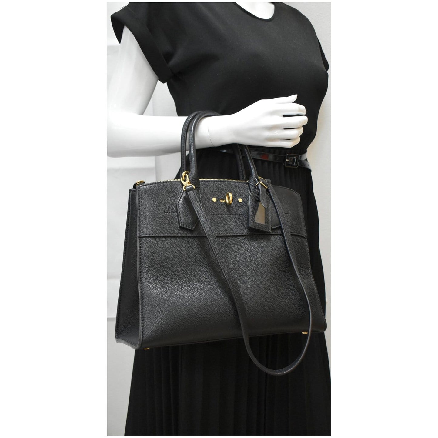 LOUIS VUITTON City Steamer MM Leather Shoulder Bag Noir