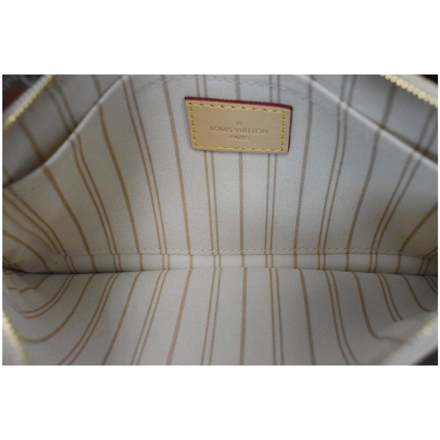 LOUIS VUITTON Neverfull MM Damier Azur Pochette Wristlet Pouch White